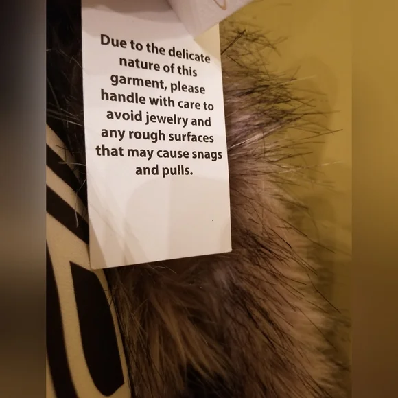 NEW Jessica Simpson Knit Sweater Cardigan With Faux Fur Trim Tan Oversize Medium - Picture 11 of 11